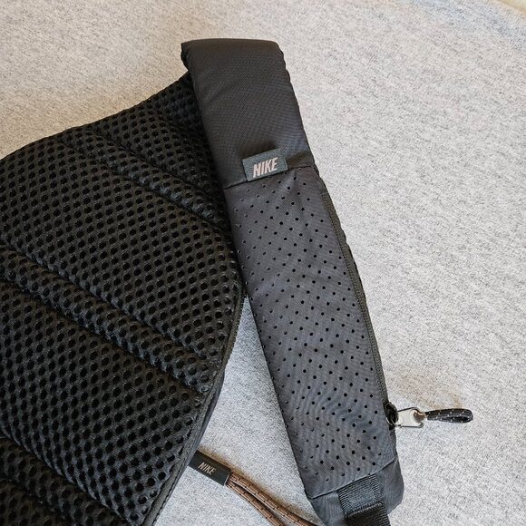Nike 22SS Sportswear Essentials Sling Bag Unisex Crossbody Black Shoulder Strap - Picture 7 of 9